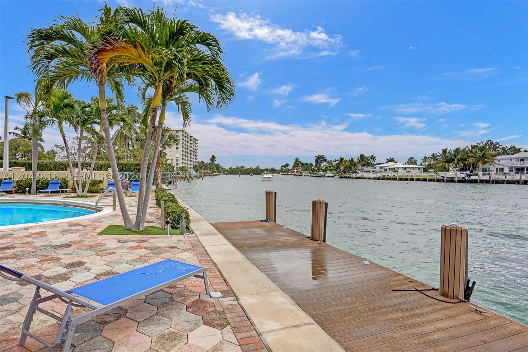 2639 N Riverside Dr #206 Pompano Beach, FL 33062