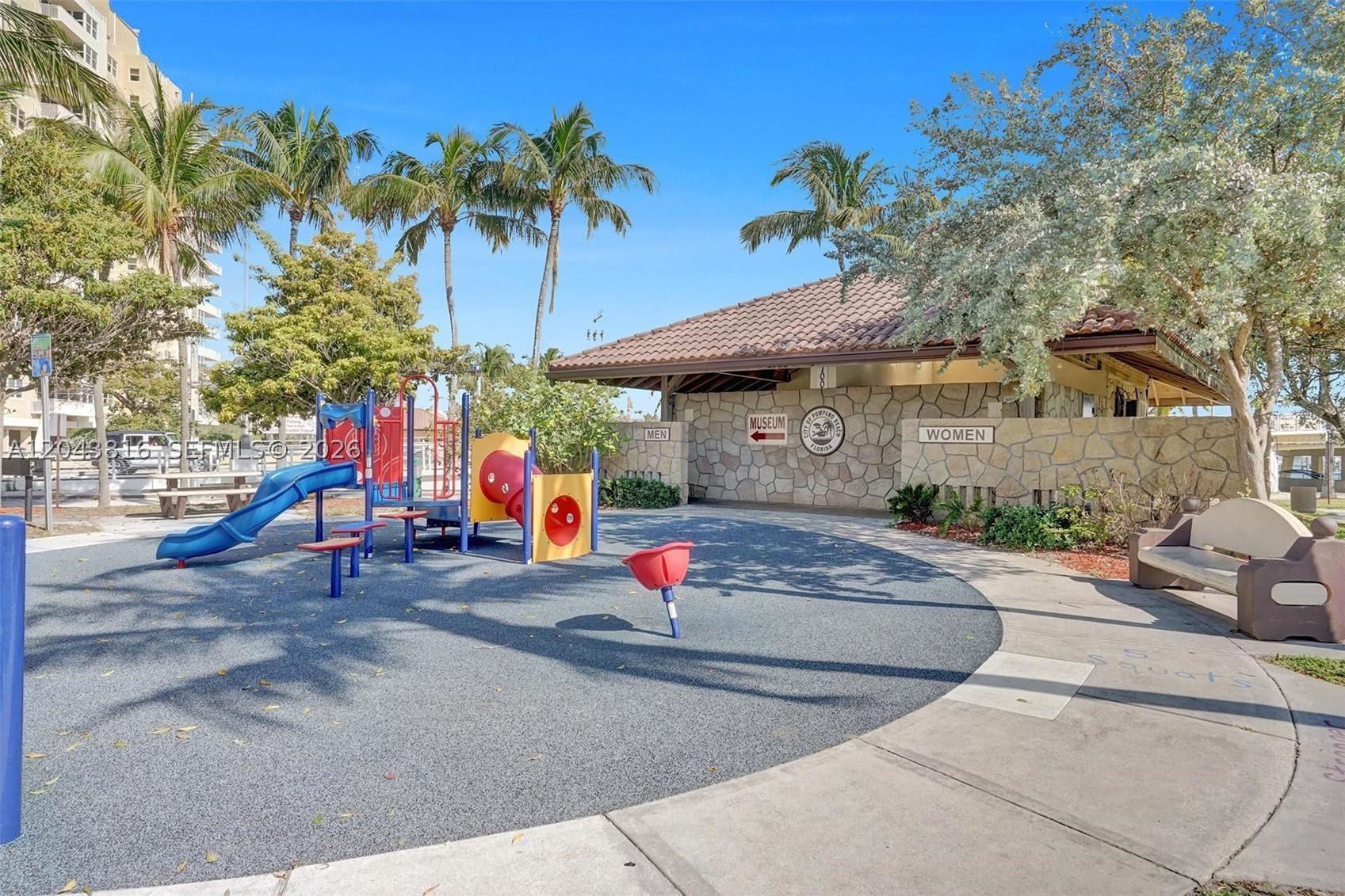 2639 N Riverside Dr #206 Pompano Beach, FL 33062