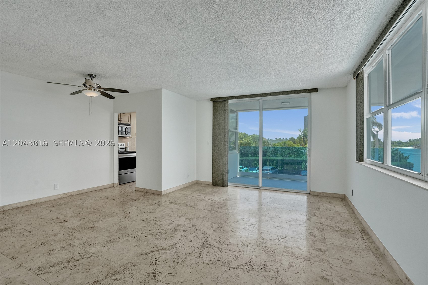 2639 N Riverside Dr #206 Pompano Beach, FL 33062