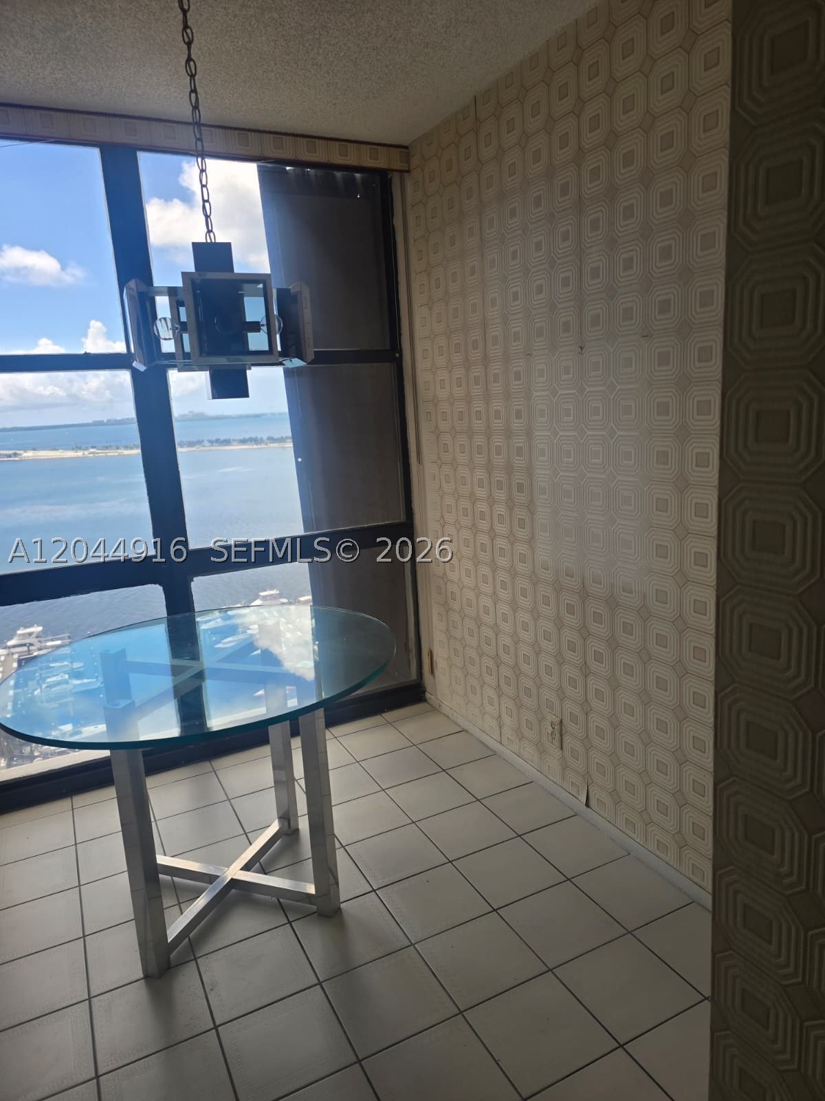 1901 Brickell Ave #B1614 Miami, FL 33129