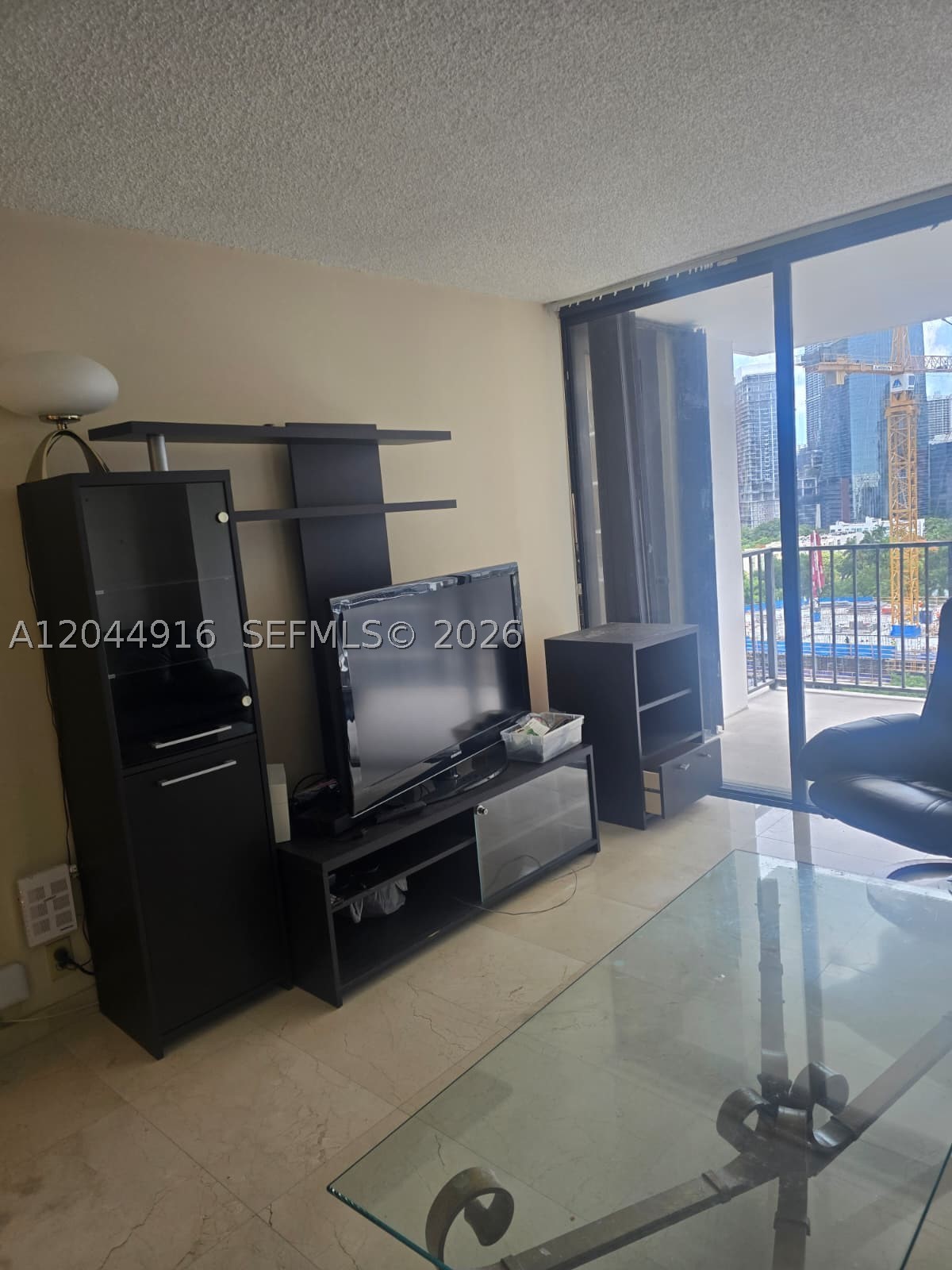 1901 Brickell Ave #B1614 Miami, FL 33129