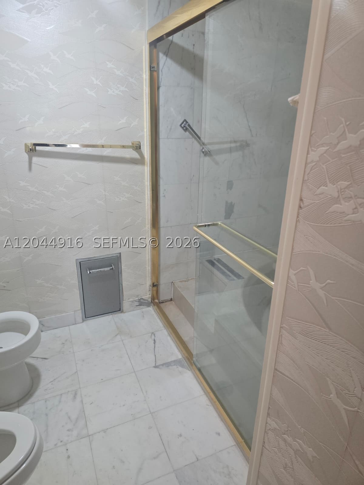 1901 Brickell Ave #B1614 Miami, FL 33129