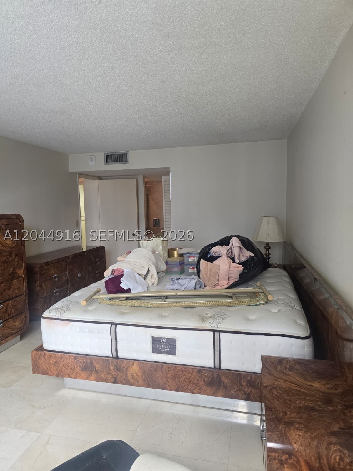 1901 Brickell Ave #B1614 Miami, FL 33129