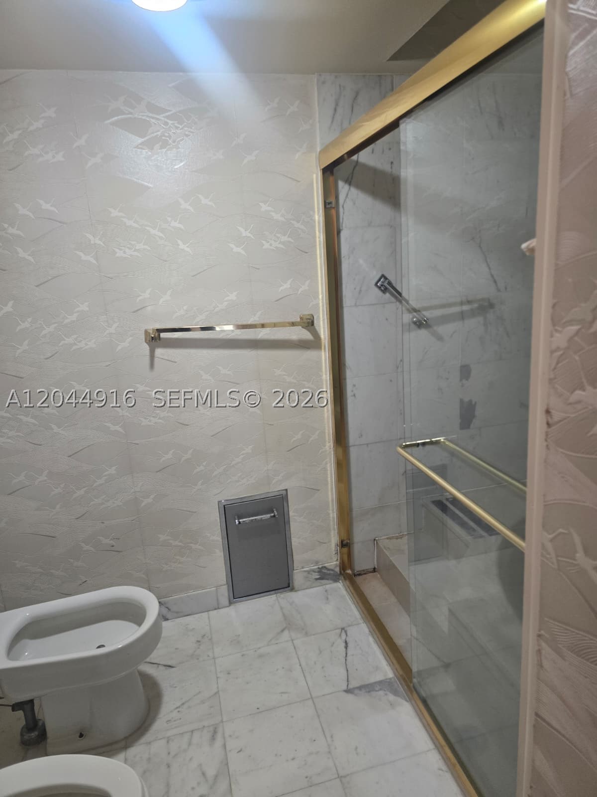 1901 Brickell Ave #B1614 Miami, FL 33129