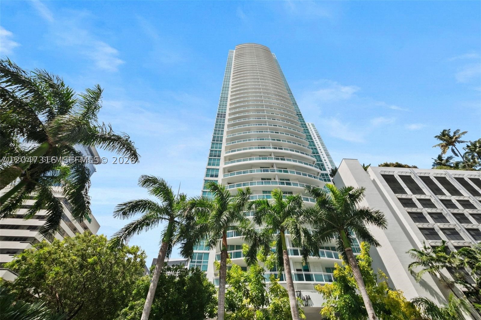 951 Brickell Ave #3207