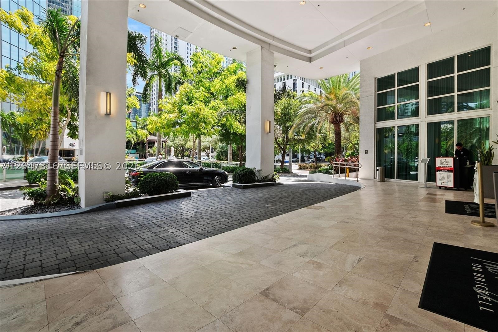 image The Plaza on Brickell West1
