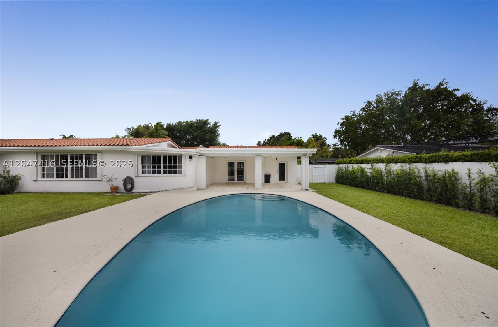 8345 SW 90th St Miami, FL 33156