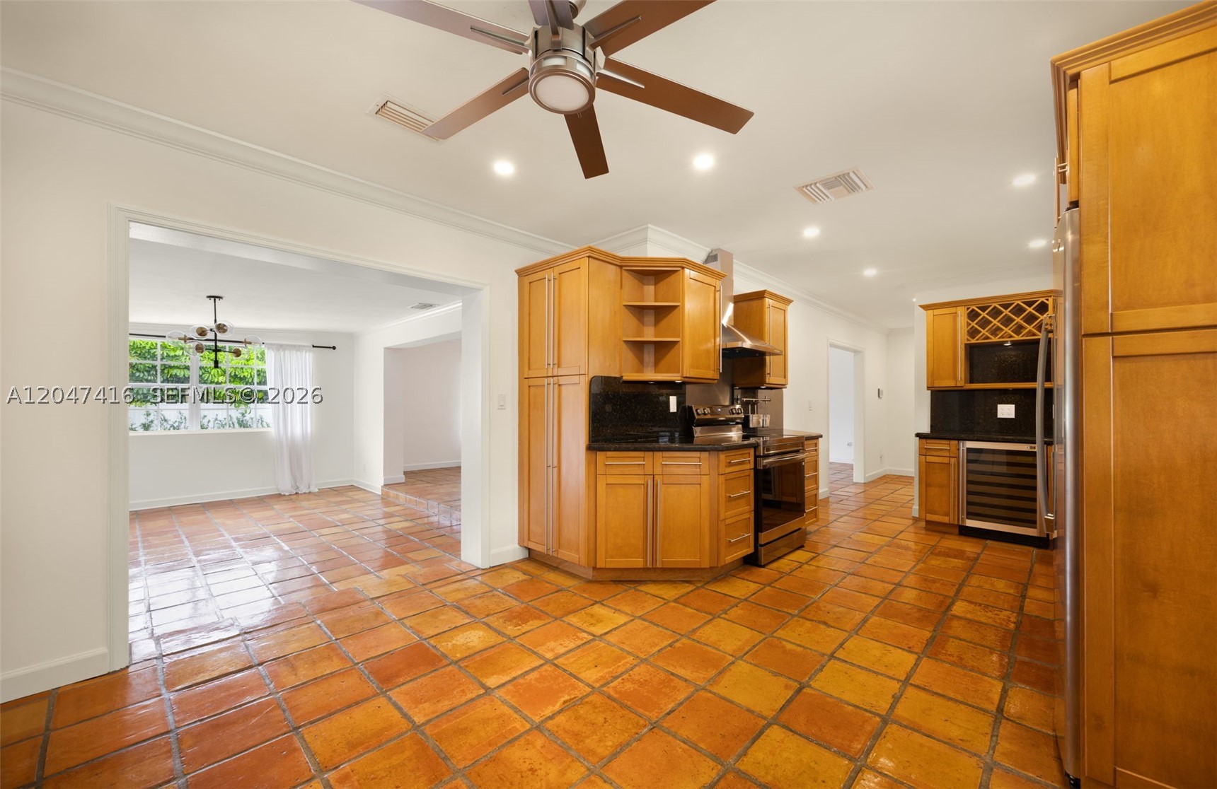 8345 SW 90th St Miami, FL 33156