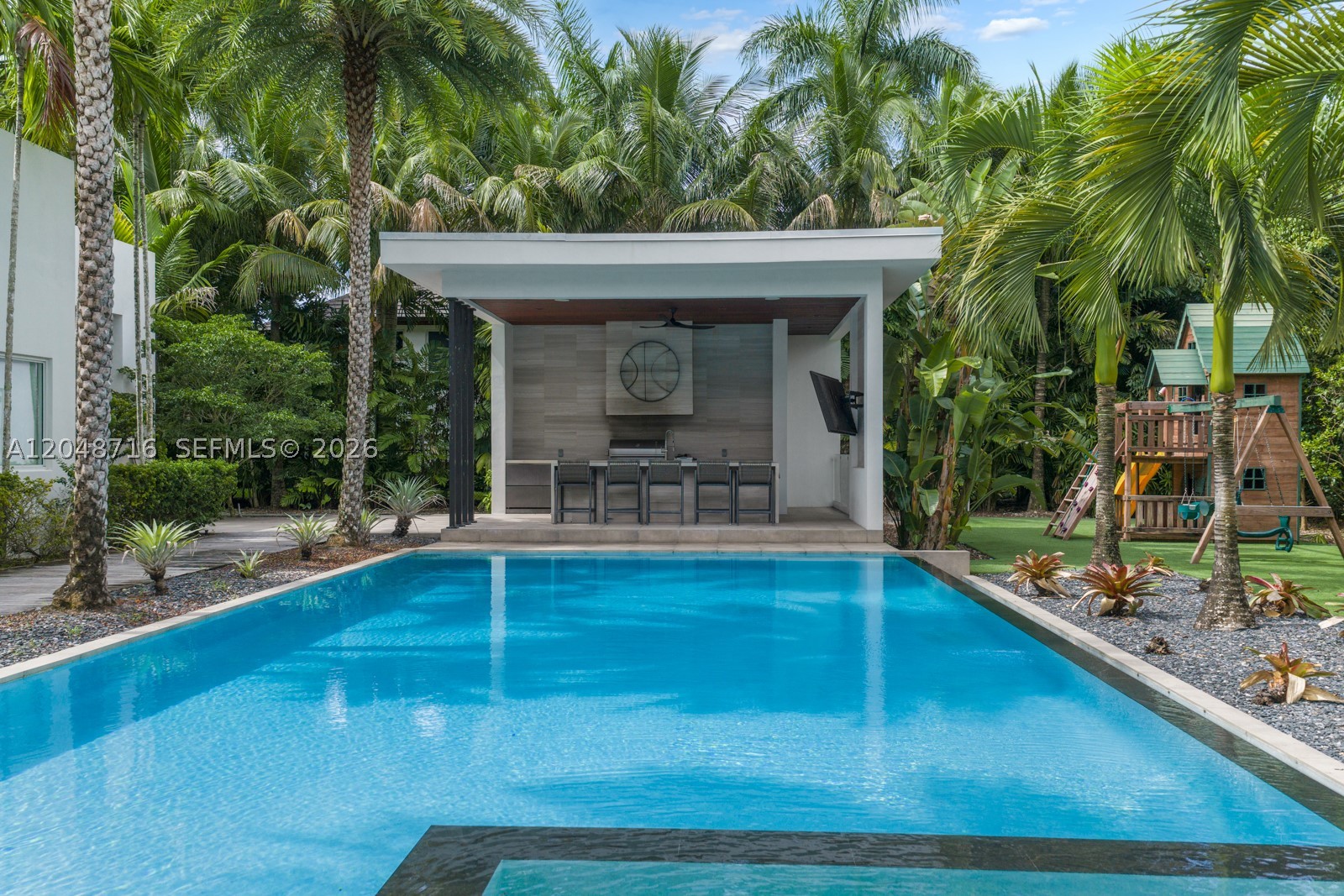 12900 SW 63rd Ave Pinecrest, FL 33156