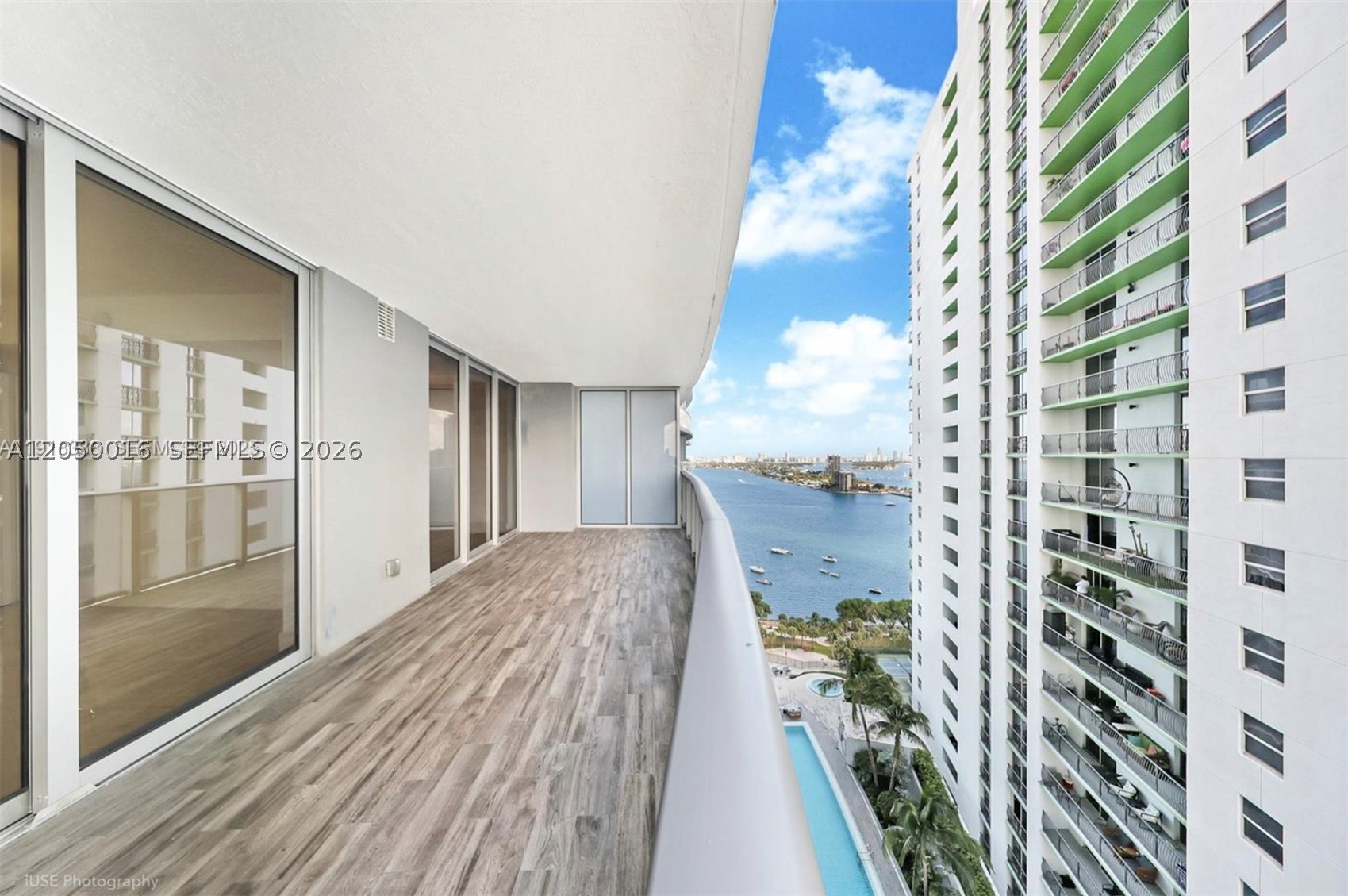 image Aria on the Bay10