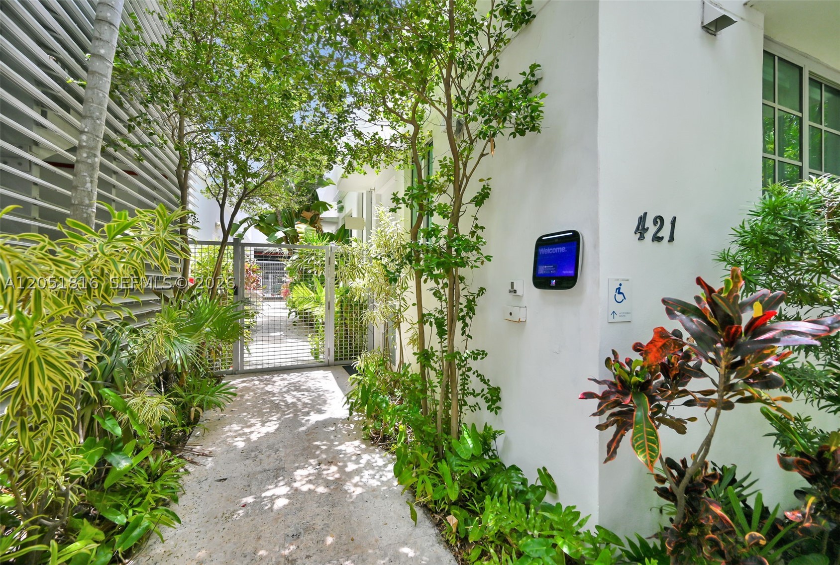 421 Meridian Ave #15 Miami Beach, FL 33139