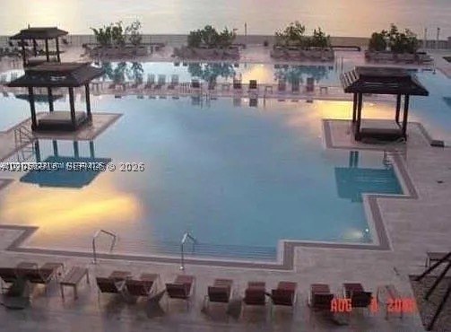 image Beach Club 22