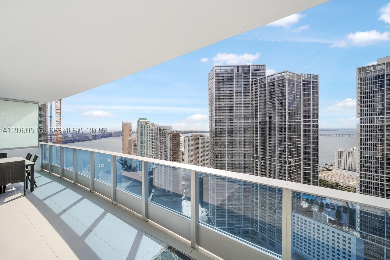 200 Biscayne Blvd Way #4006