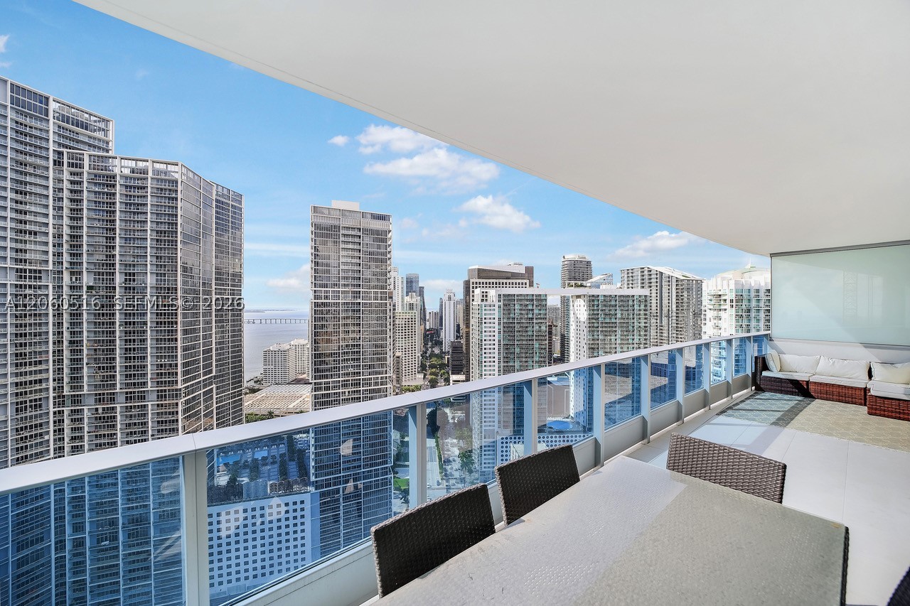 image Epic Residences3
