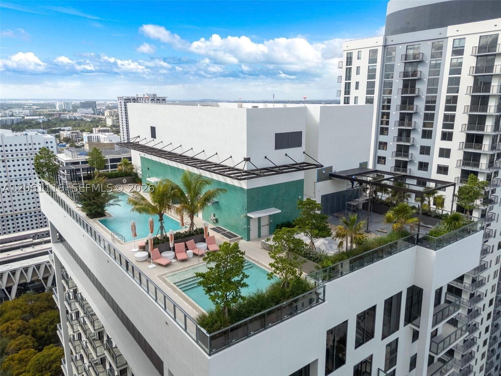 image The Crosby Miami Worldcenter27