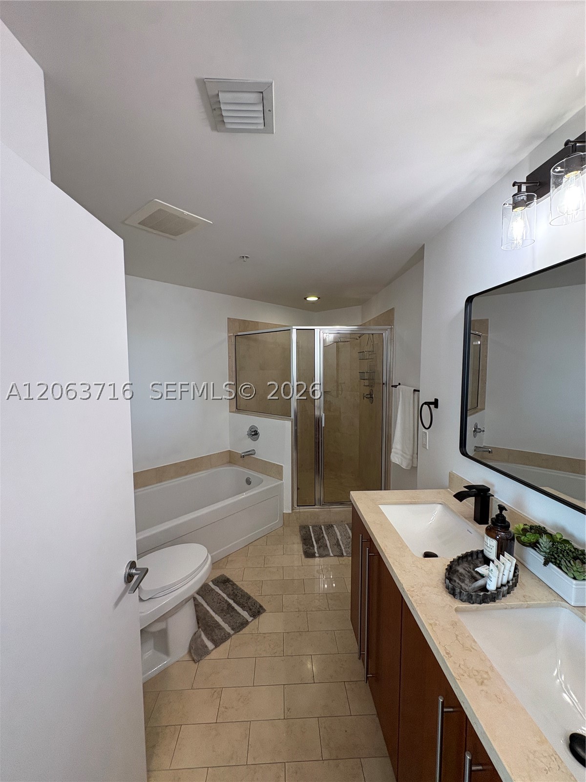 image Axis on Brickell North14