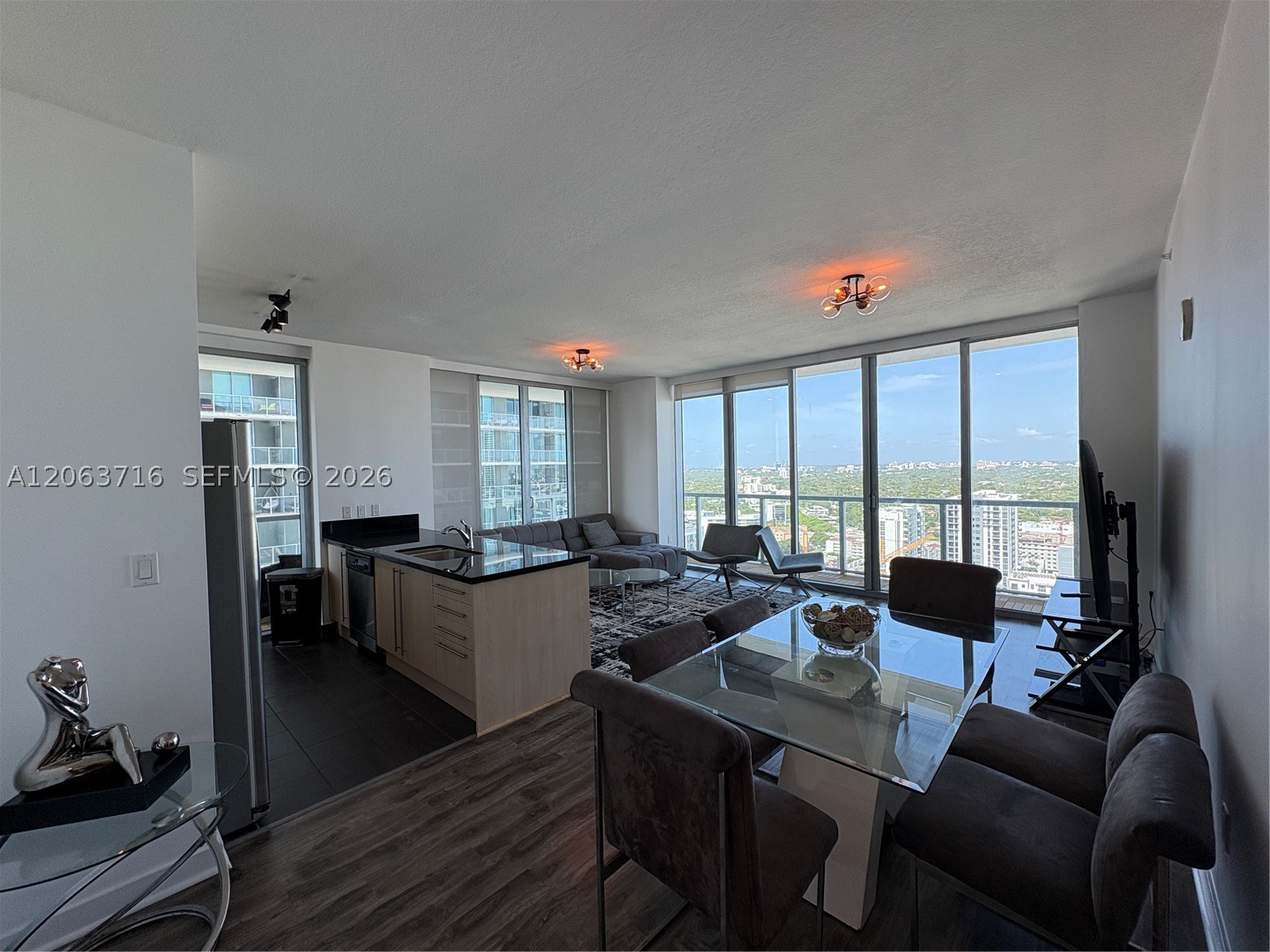 image Axis on Brickell North25