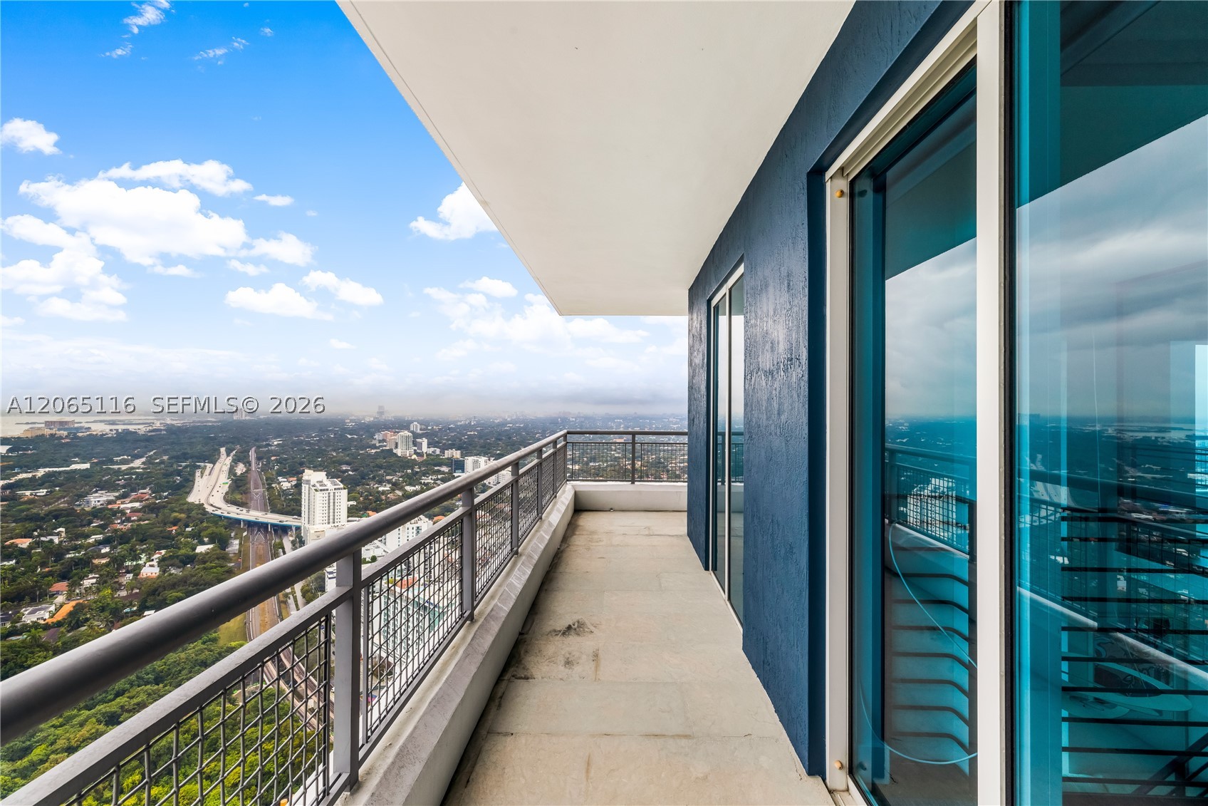 image Infinity at Brickell16