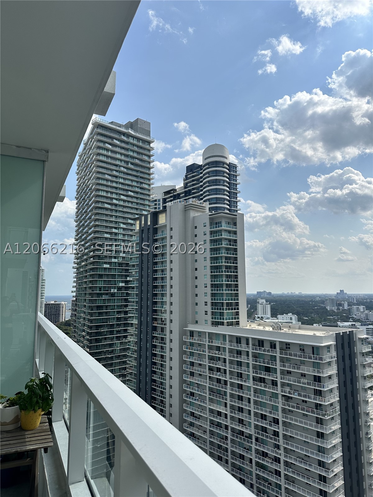 image The Bond on Brickell17