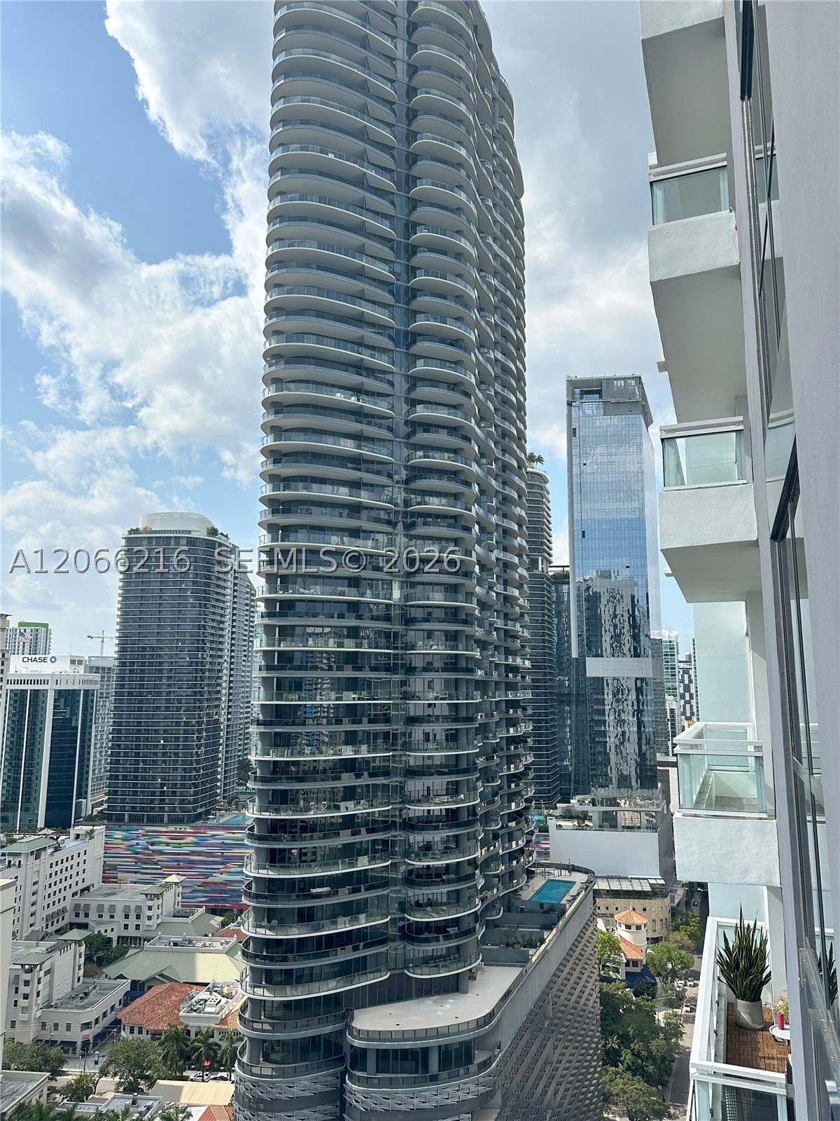 image The Bond on Brickell19