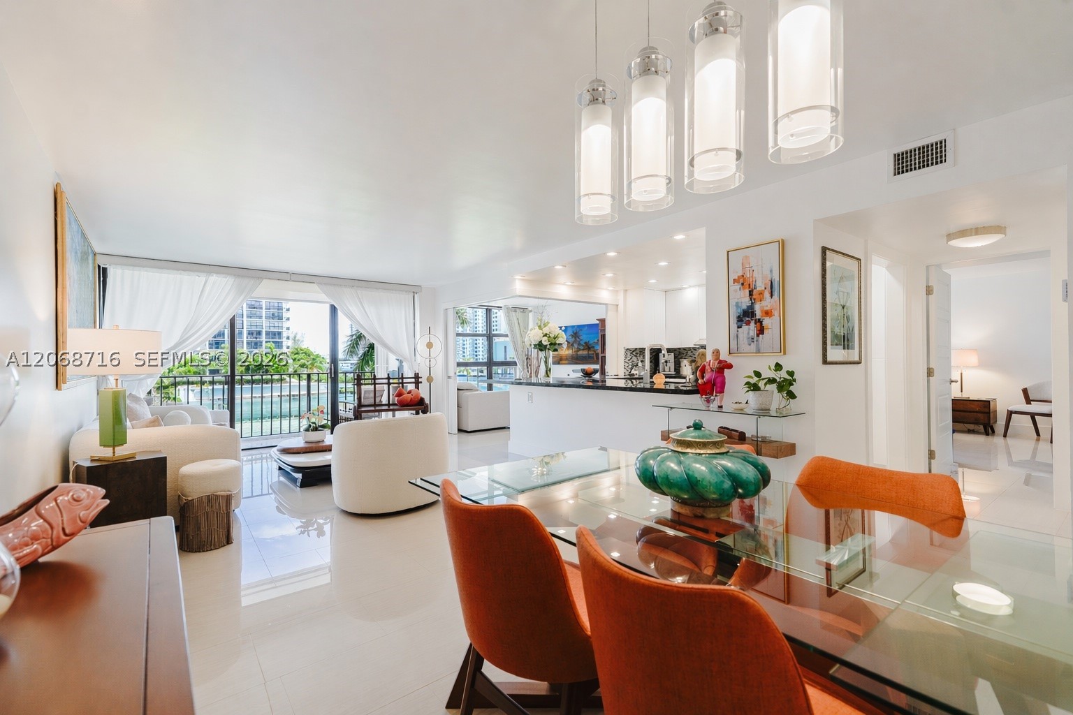 400 Leslie Dr #319