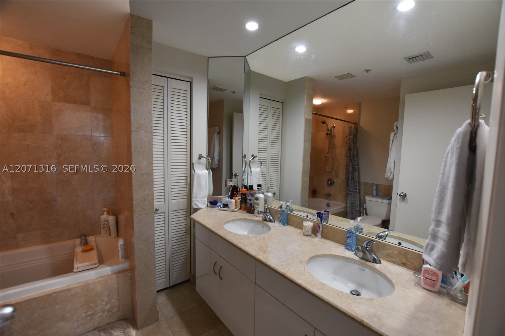image Courts Brickell Key12