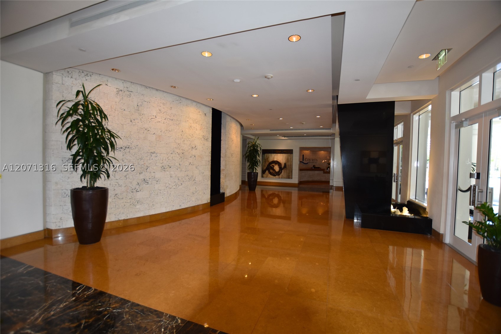image Courts Brickell Key32