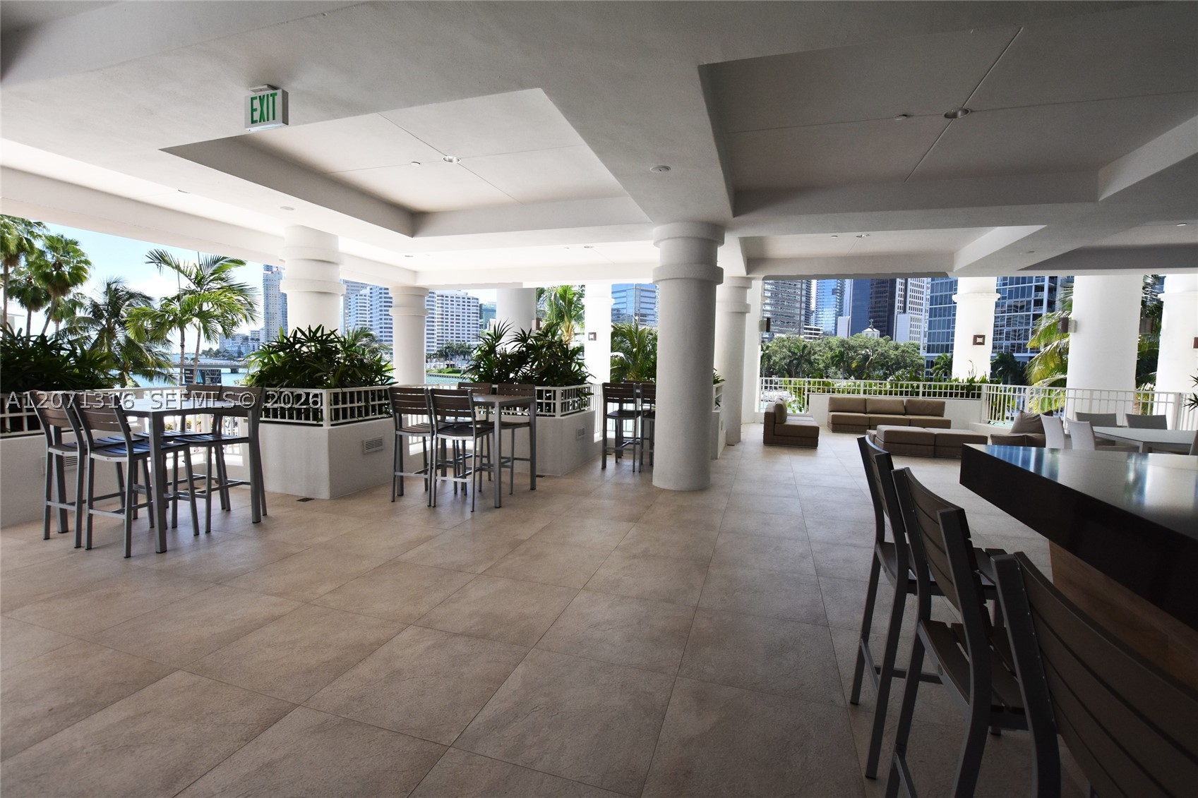 image Courts Brickell Key35