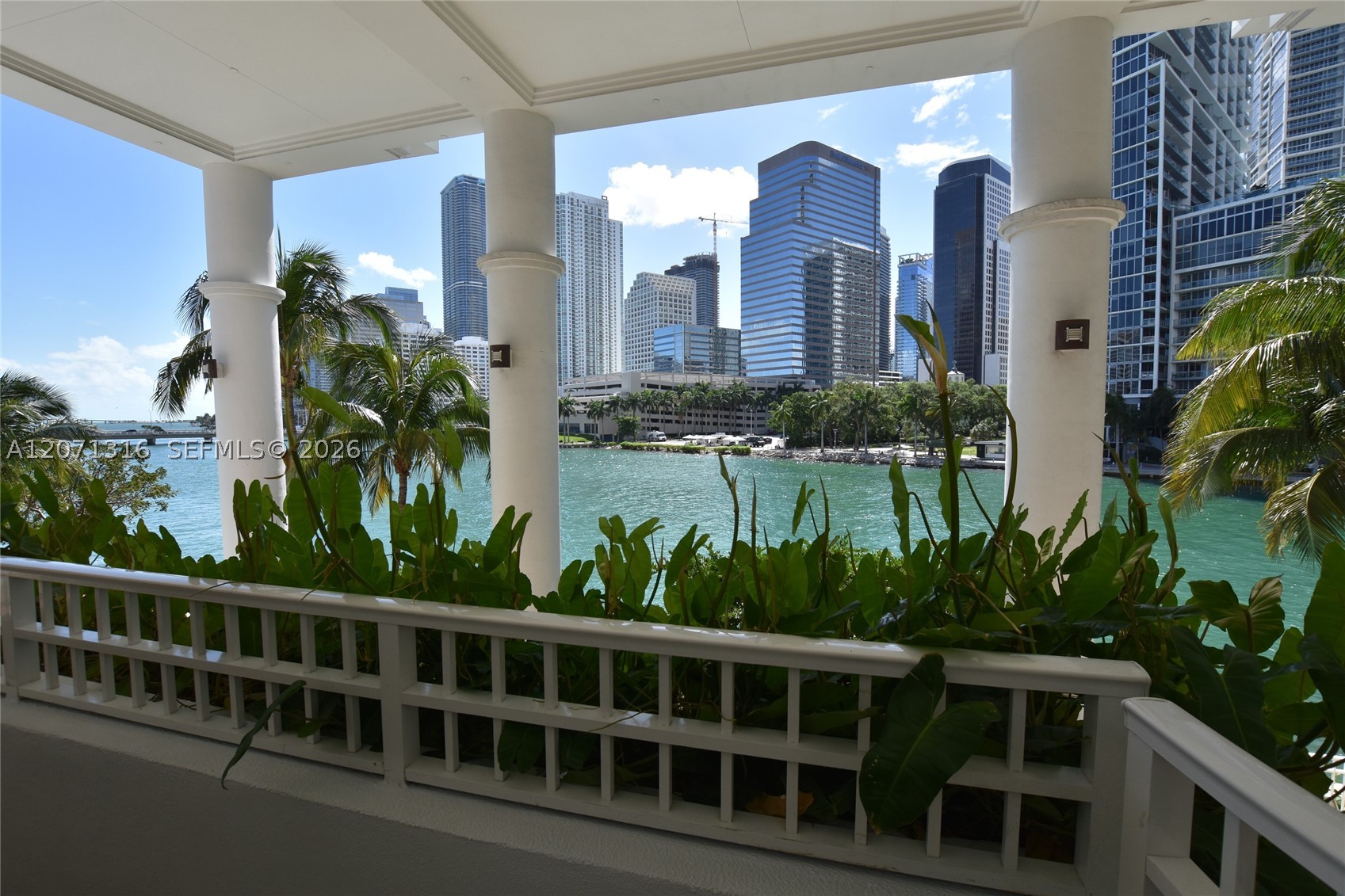 image Courts Brickell Key37