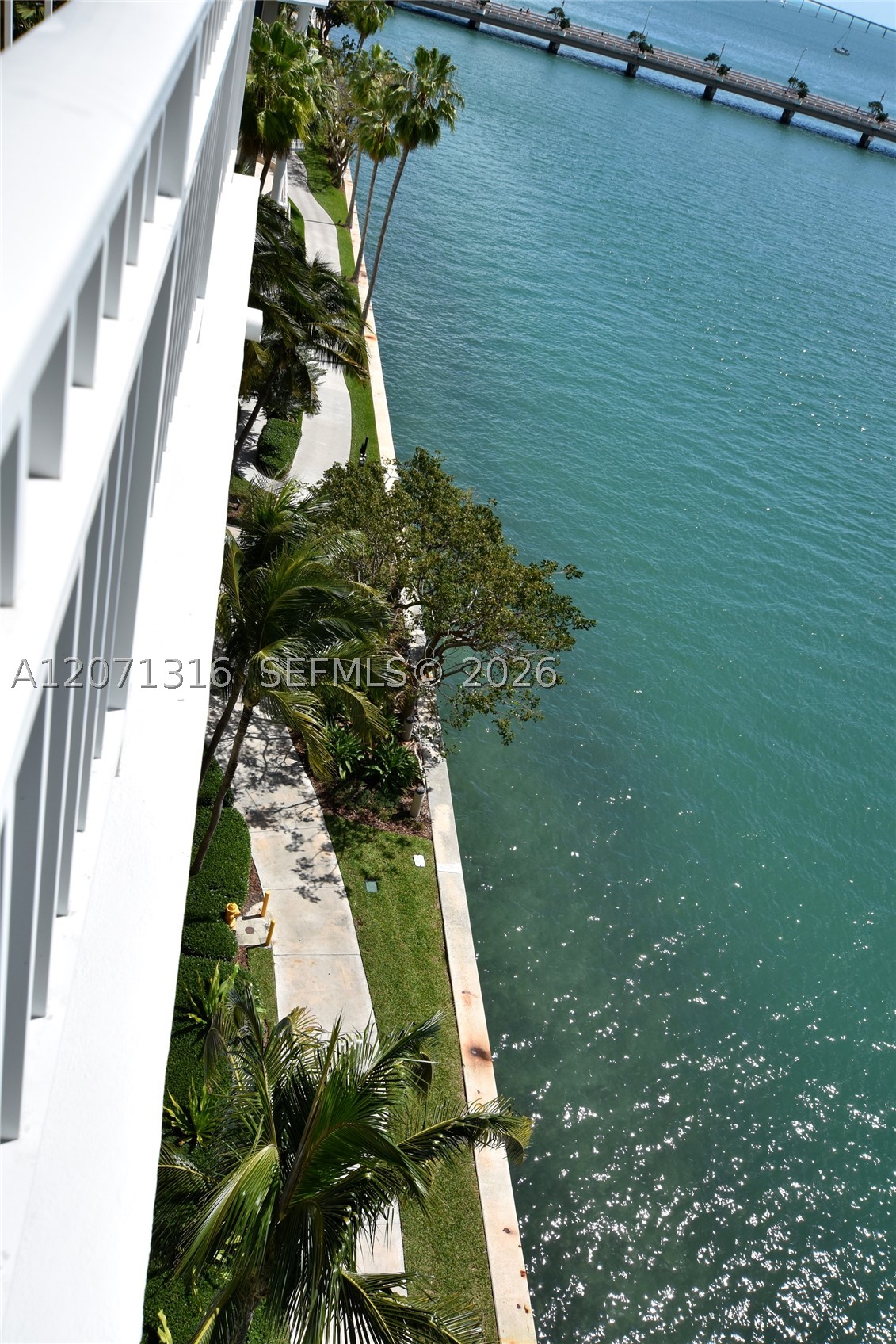 image Courts Brickell Key38
