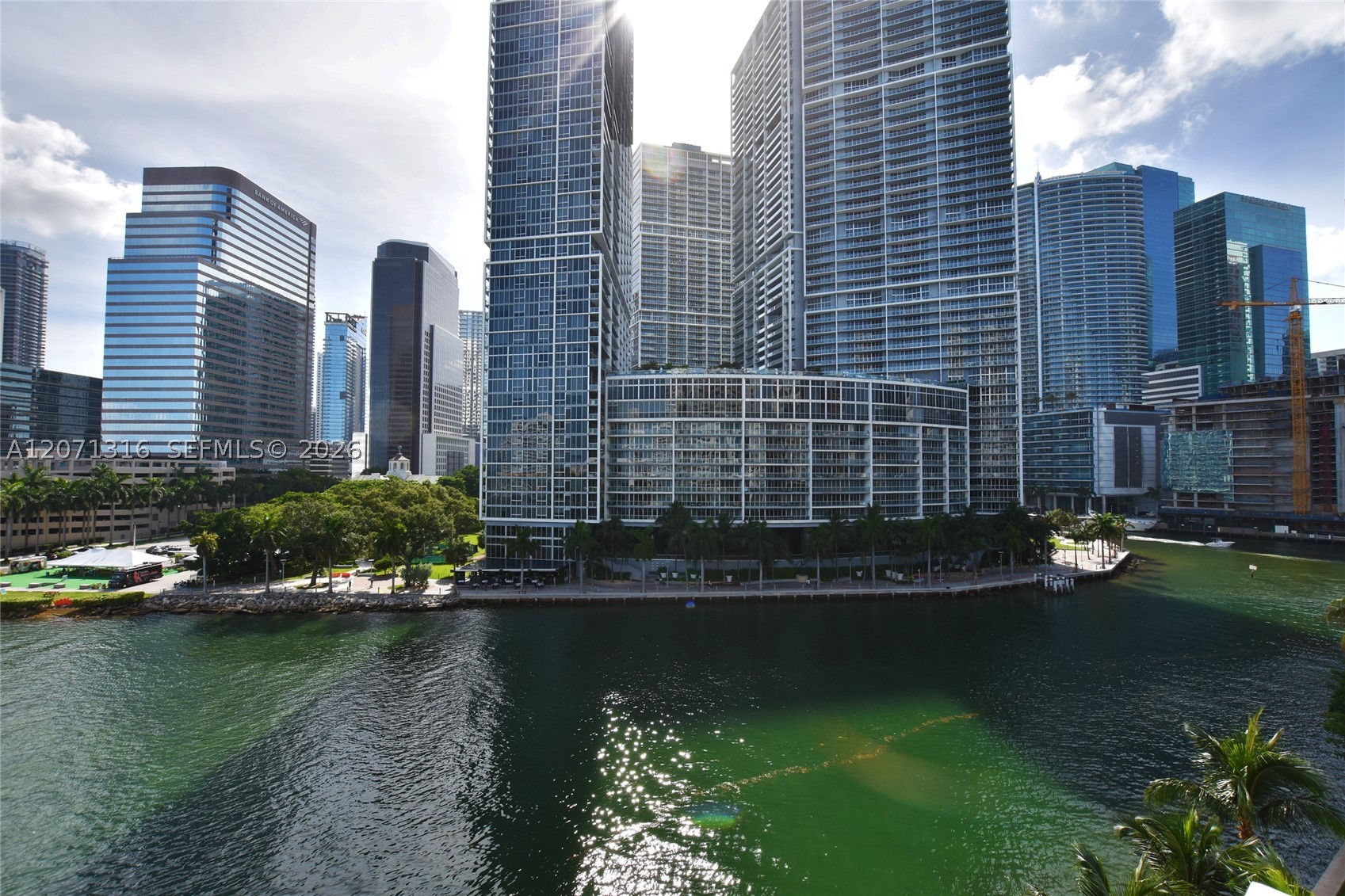 image Courts Brickell Key45