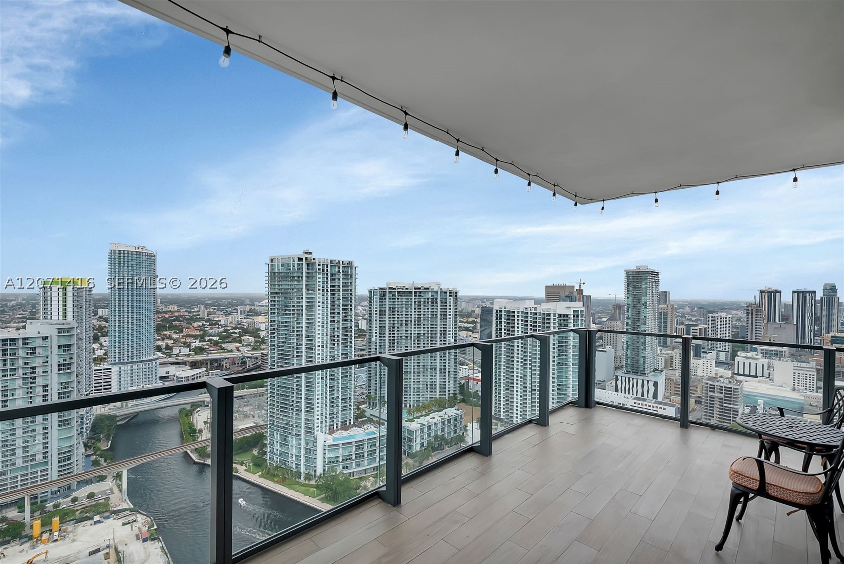 68 SE 6th St #3911 Miami, FL 33131
