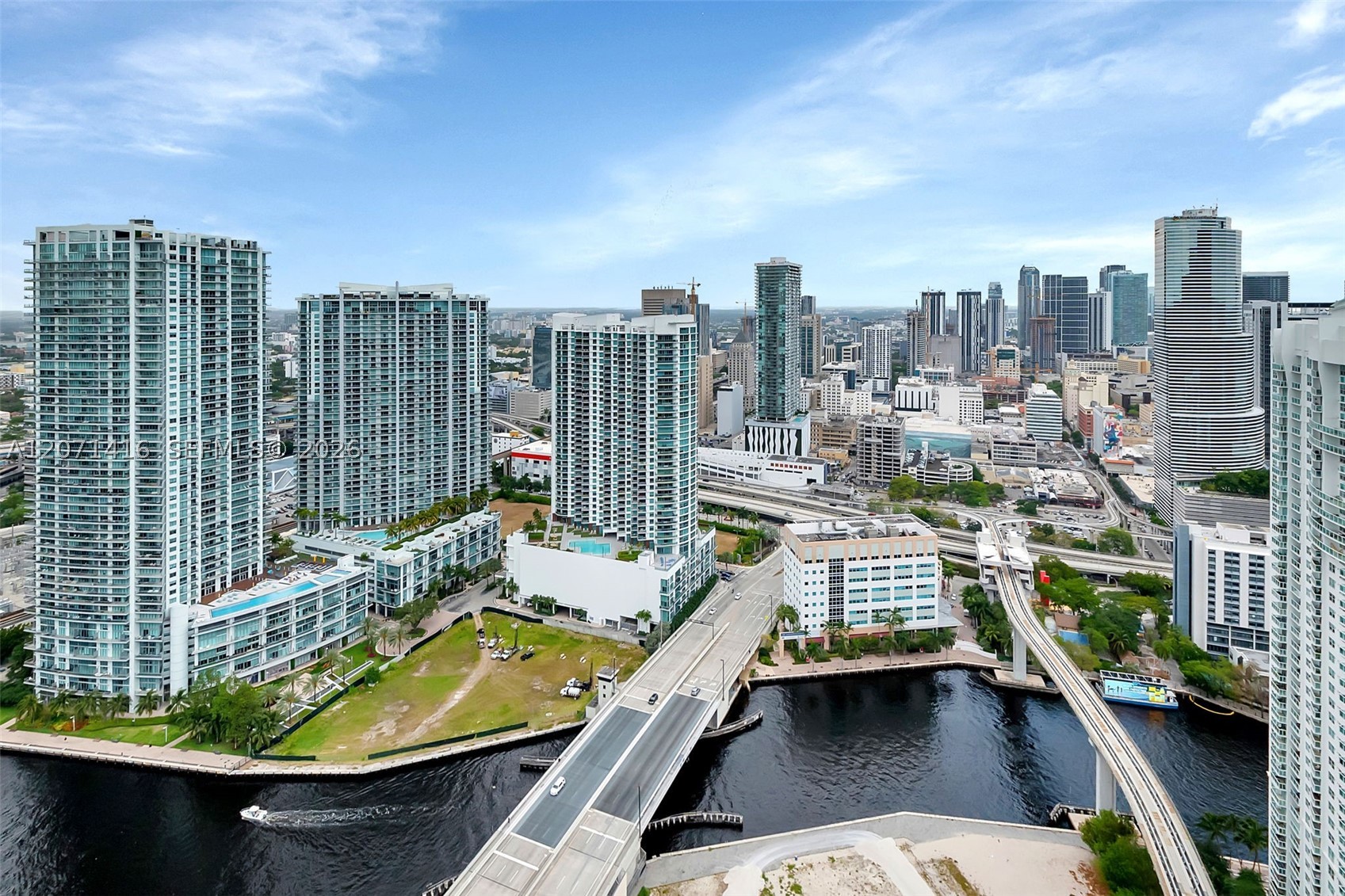 68 SE 6th St #3911 Miami, FL 33131