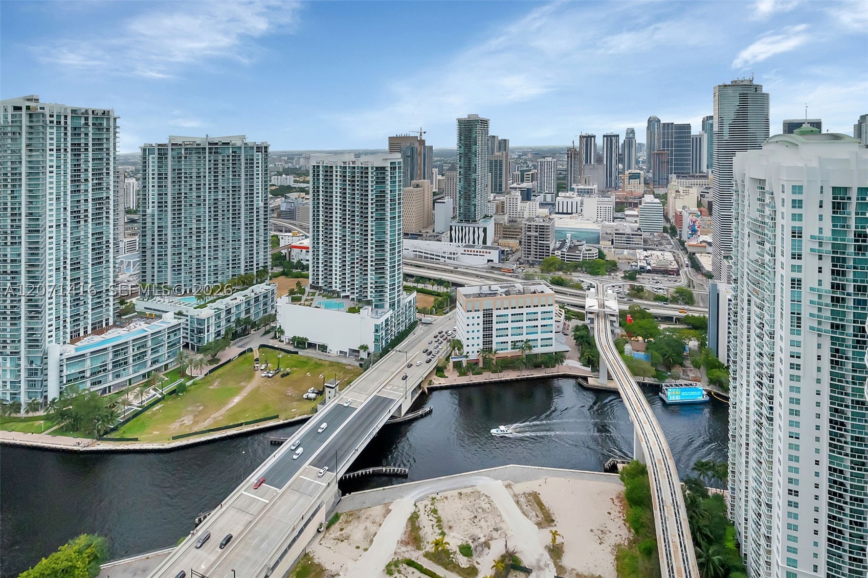 68 SE 6th St #3911 Miami, FL 33131