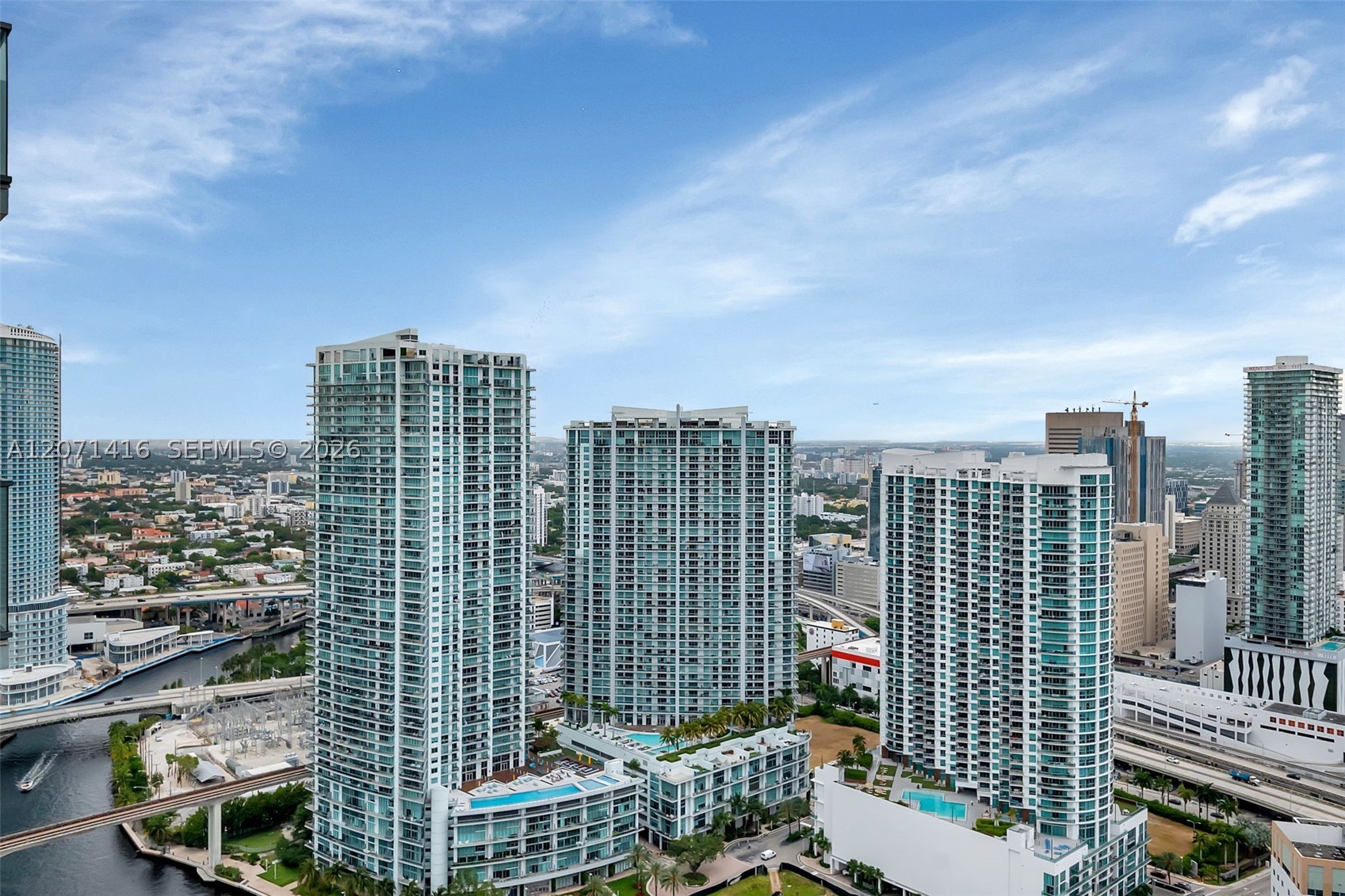 68 SE 6th St #3911 Miami, FL 33131