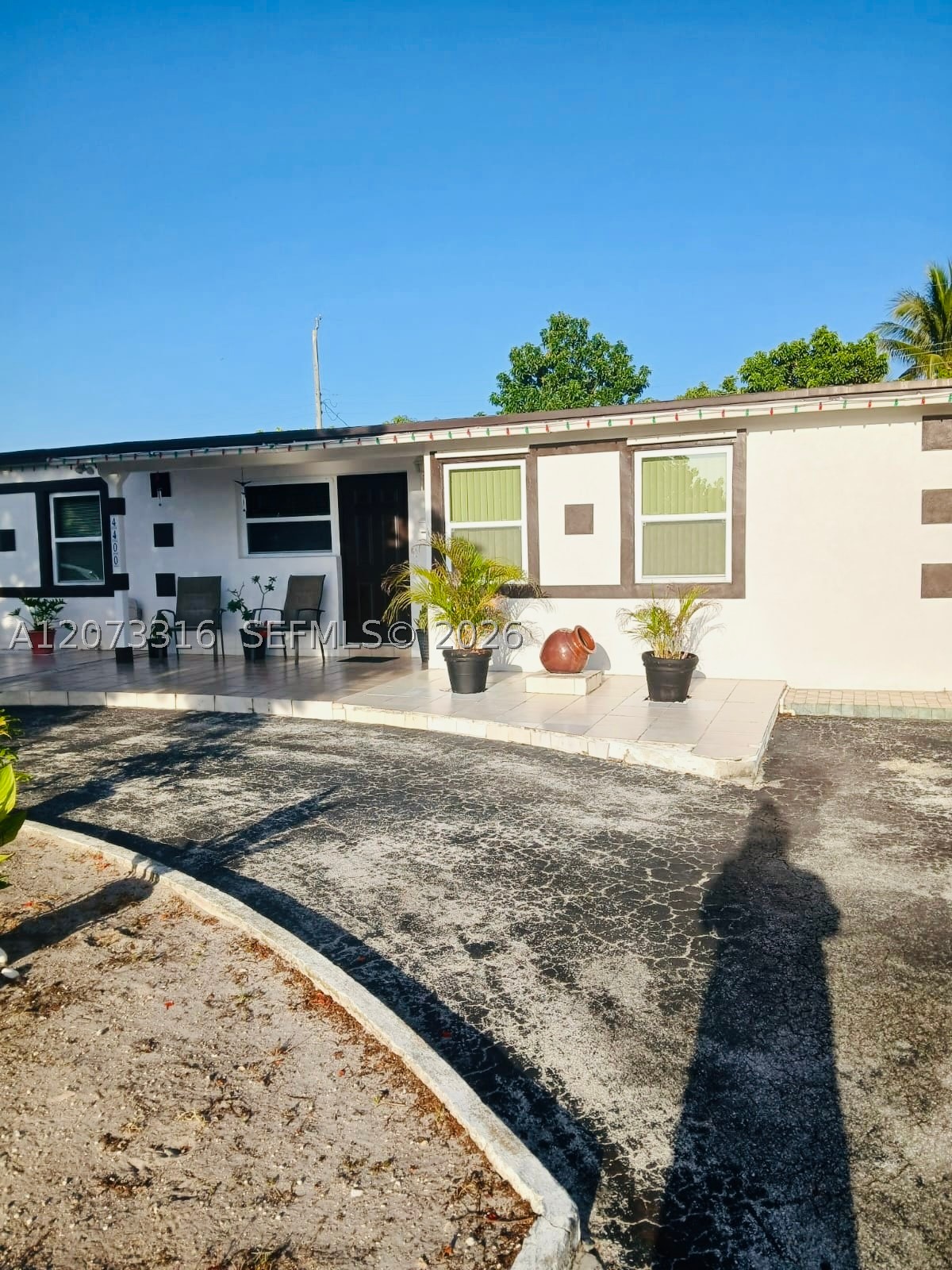 4400 SW 112th Pl
