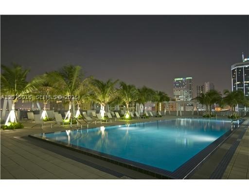 image Axis on Brickell South31