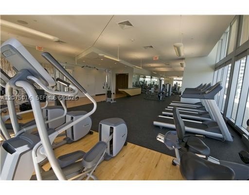 image Axis on Brickell South36