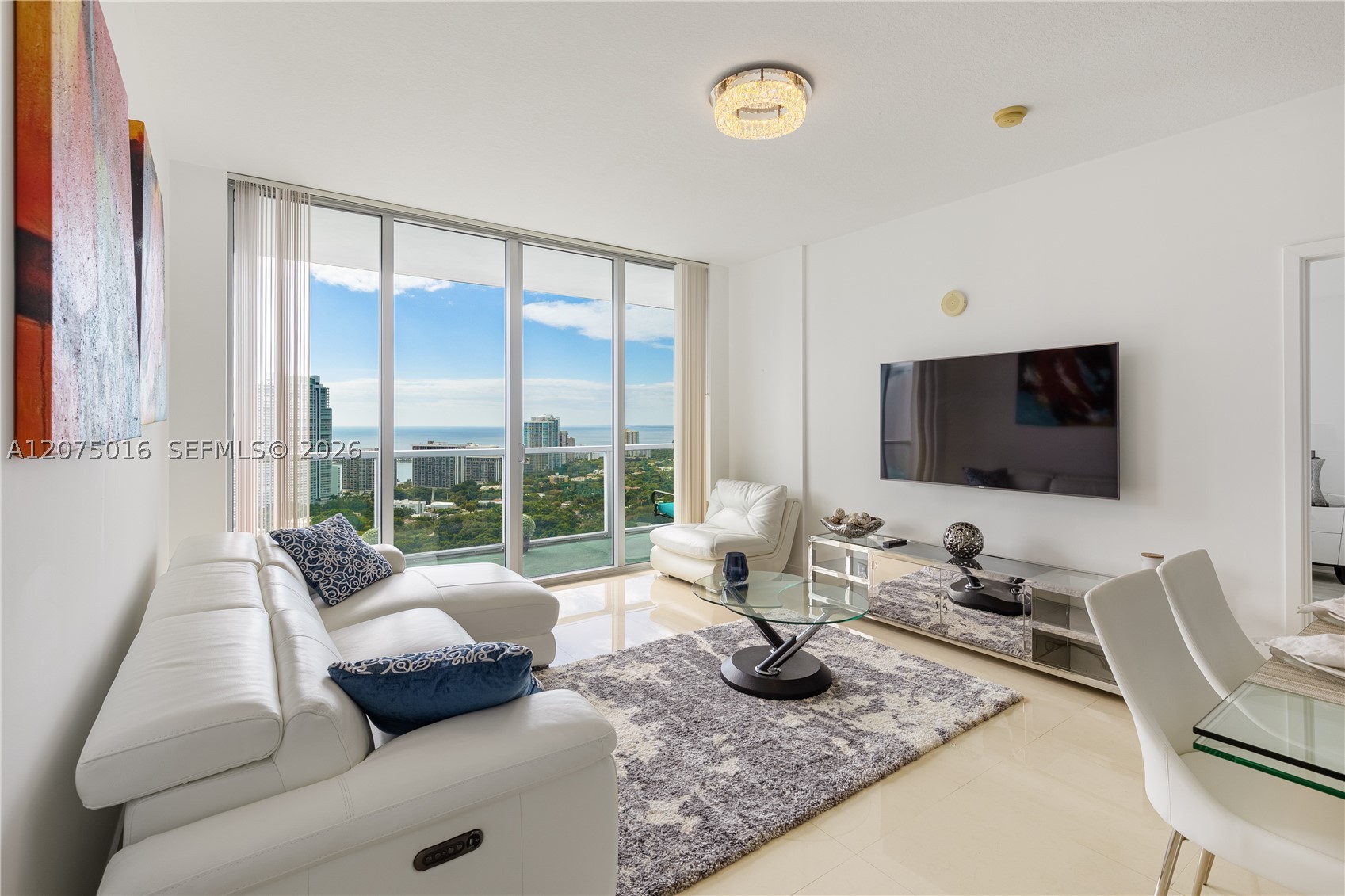 image Axis on Brickell South3