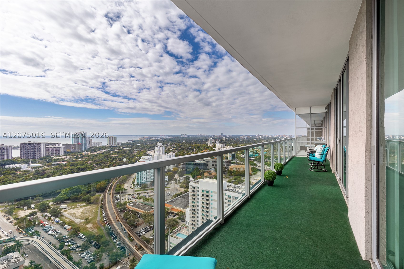 image Axis on Brickell South7