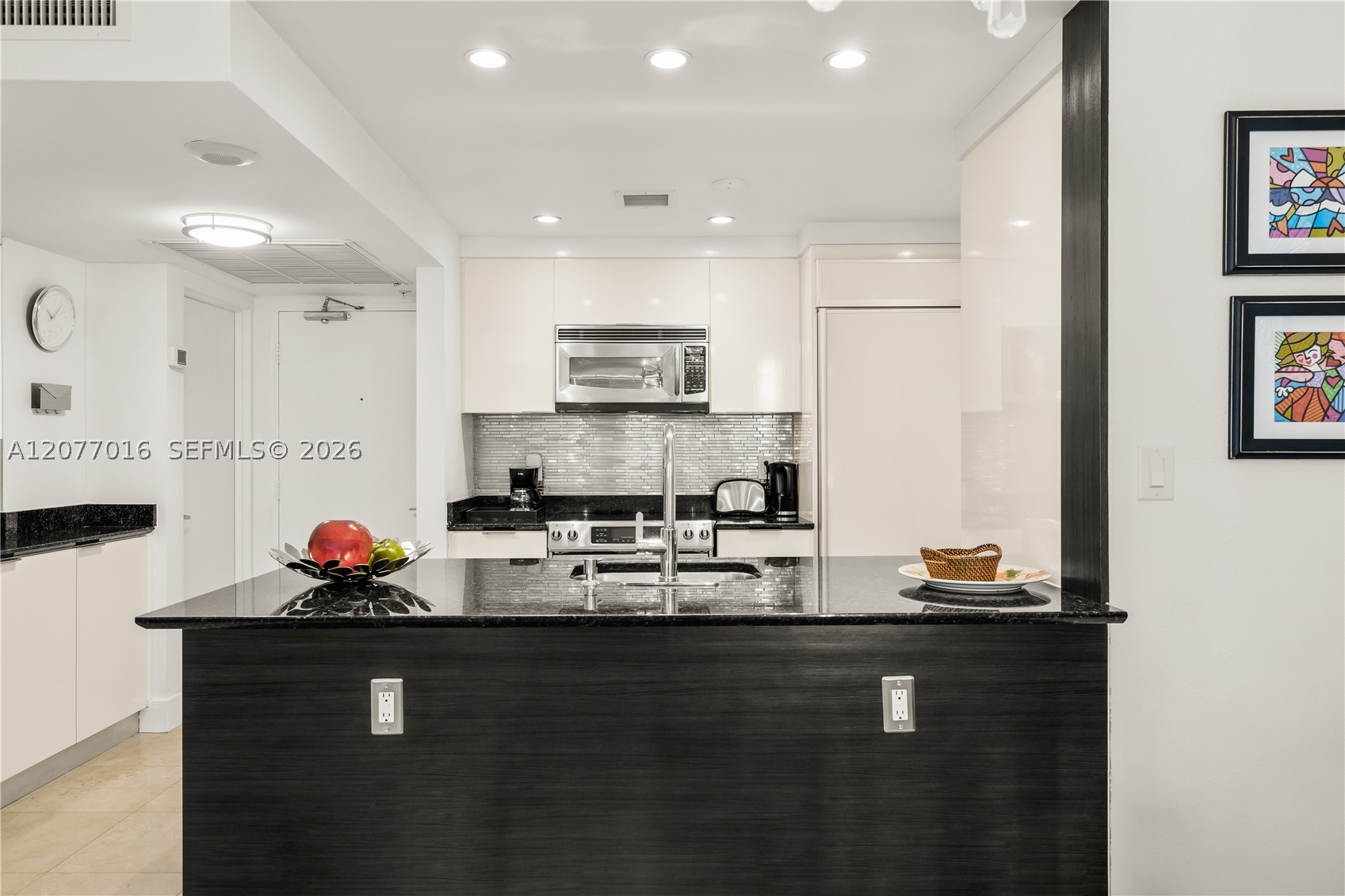 10275 Collins Ave #611 Bal Harbour, FL 33154