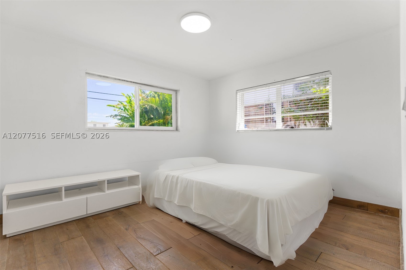 8220 Hawthorne Ave Miami Beach, FL 33141