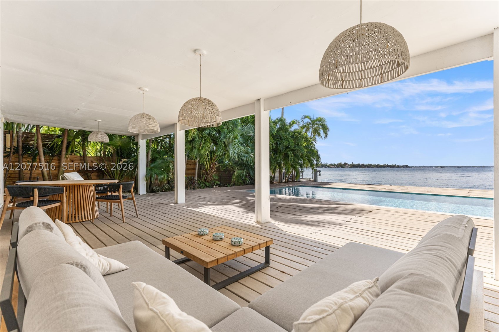 8220 Hawthorne Ave Miami Beach, FL 33141