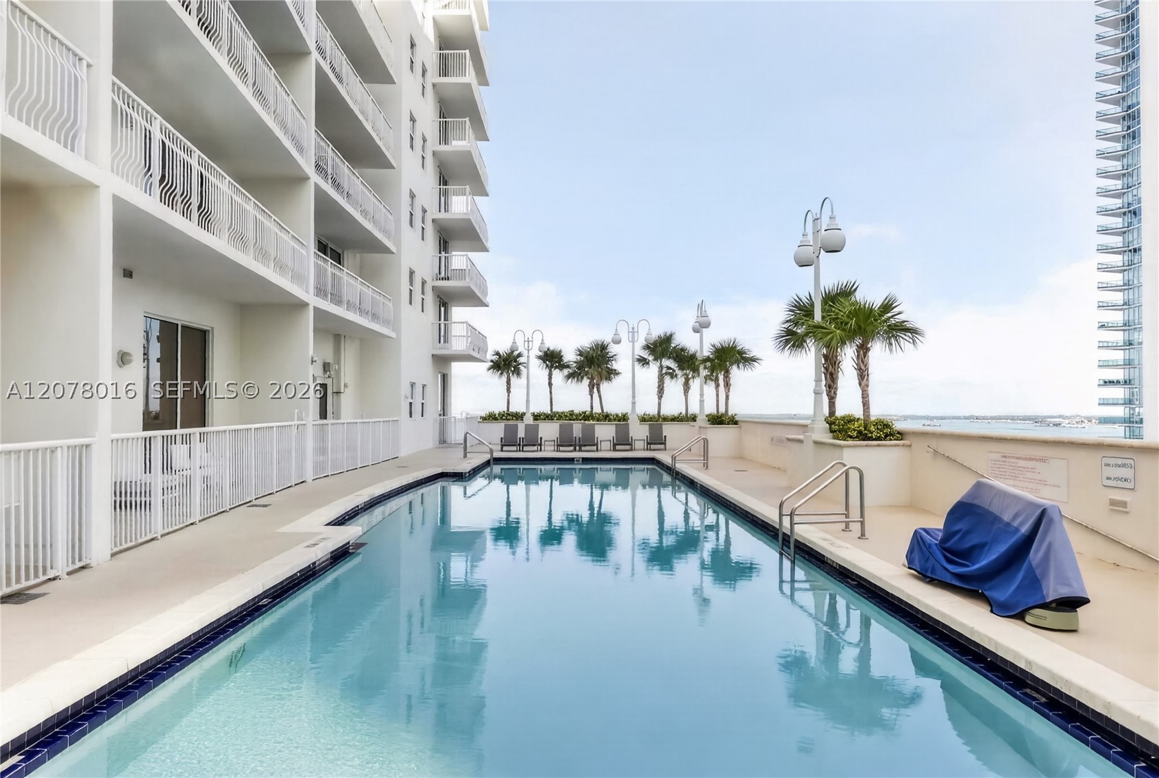 image The Club at Brickell Bay2