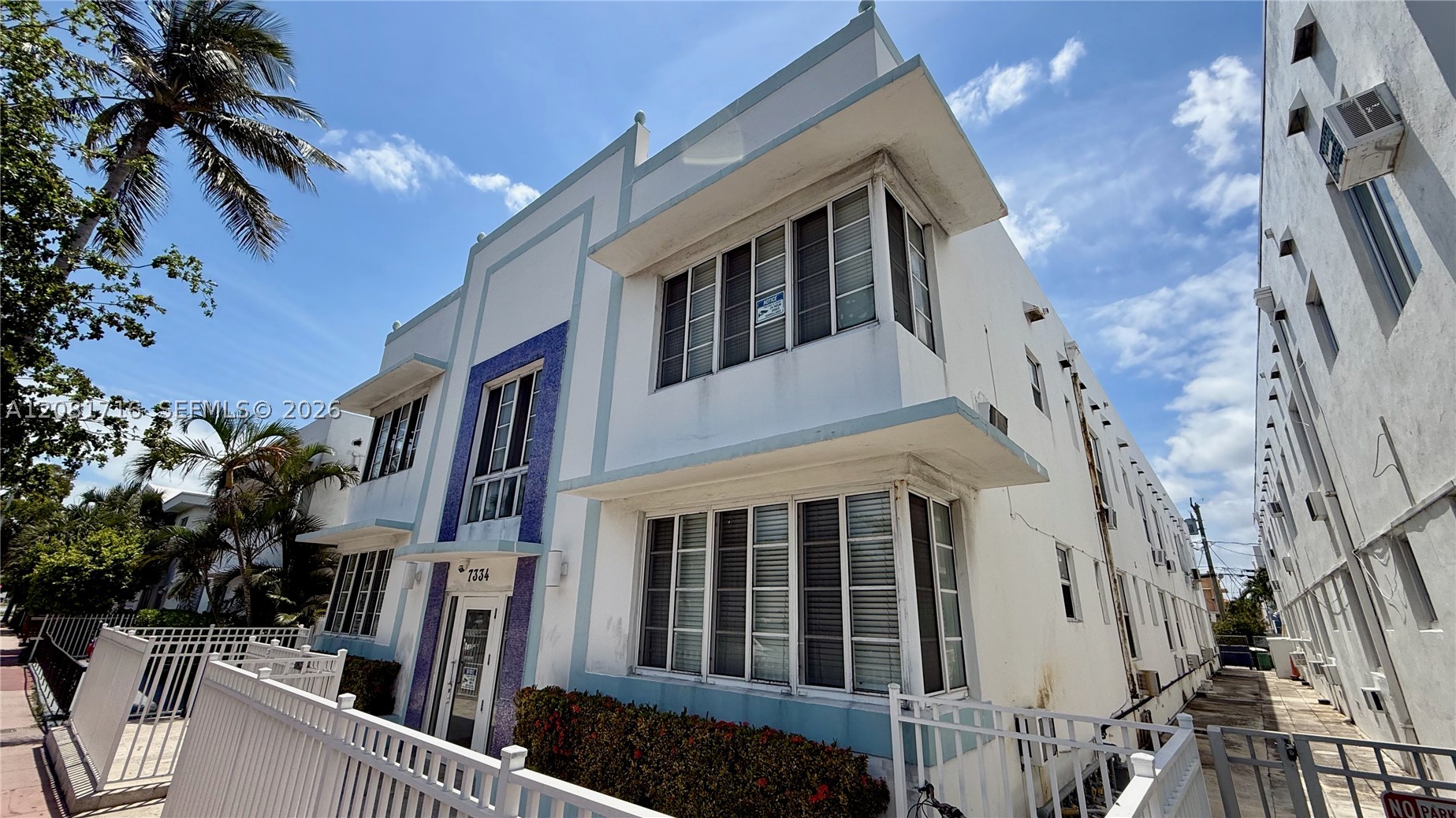 7334 Harding Ave #3