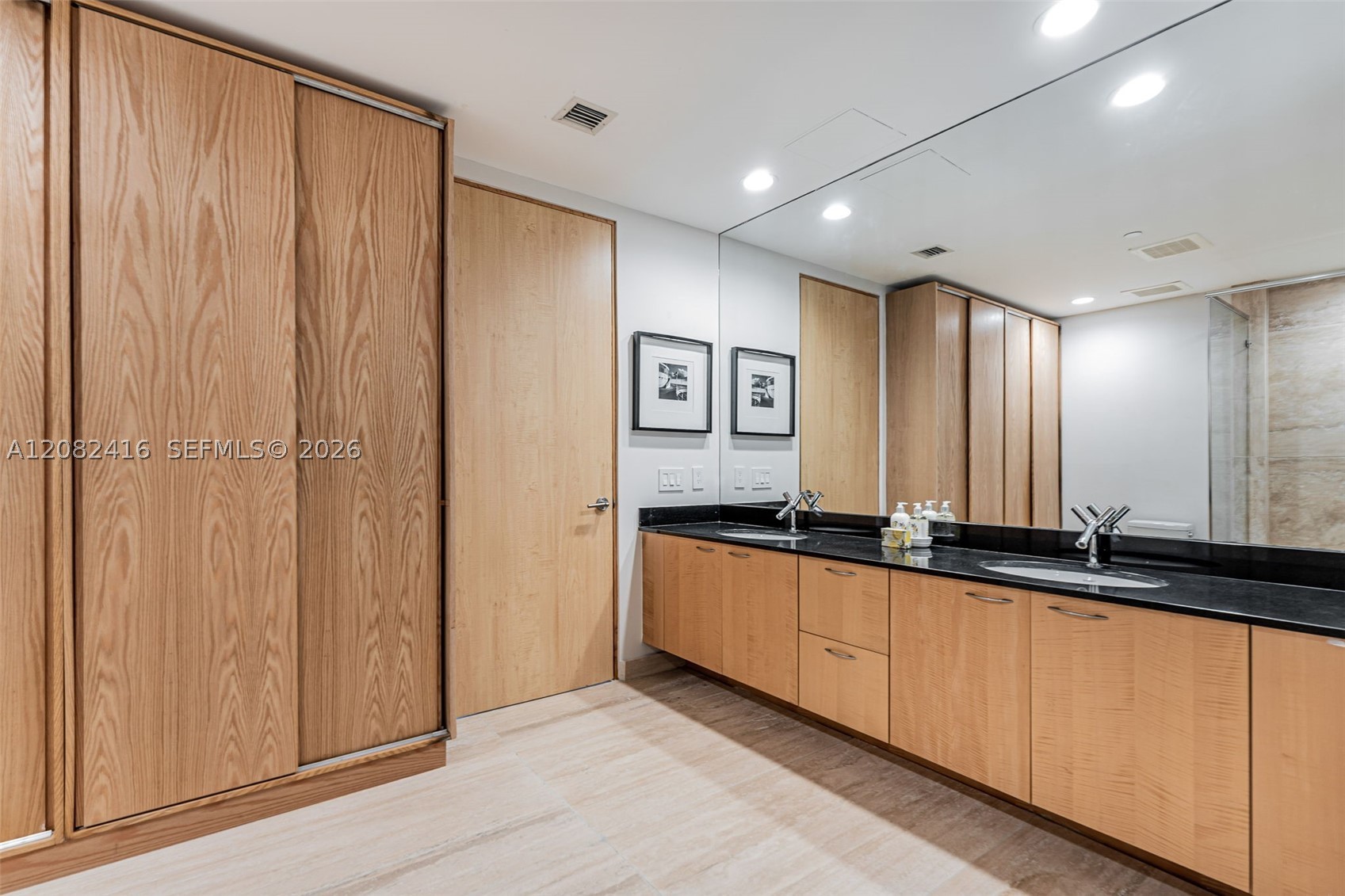 image Trump Tower III25