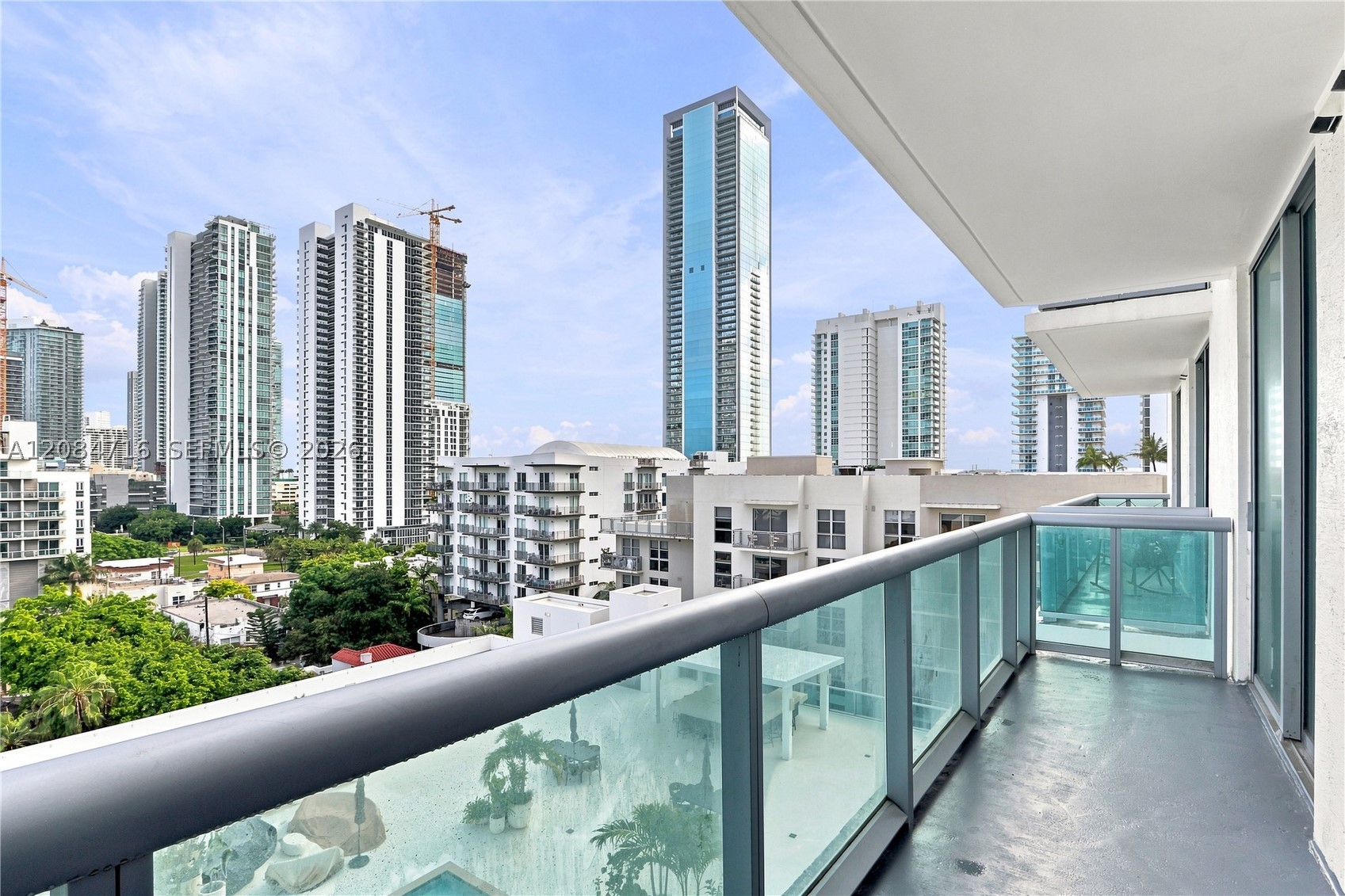 image Gallery Art Condos17