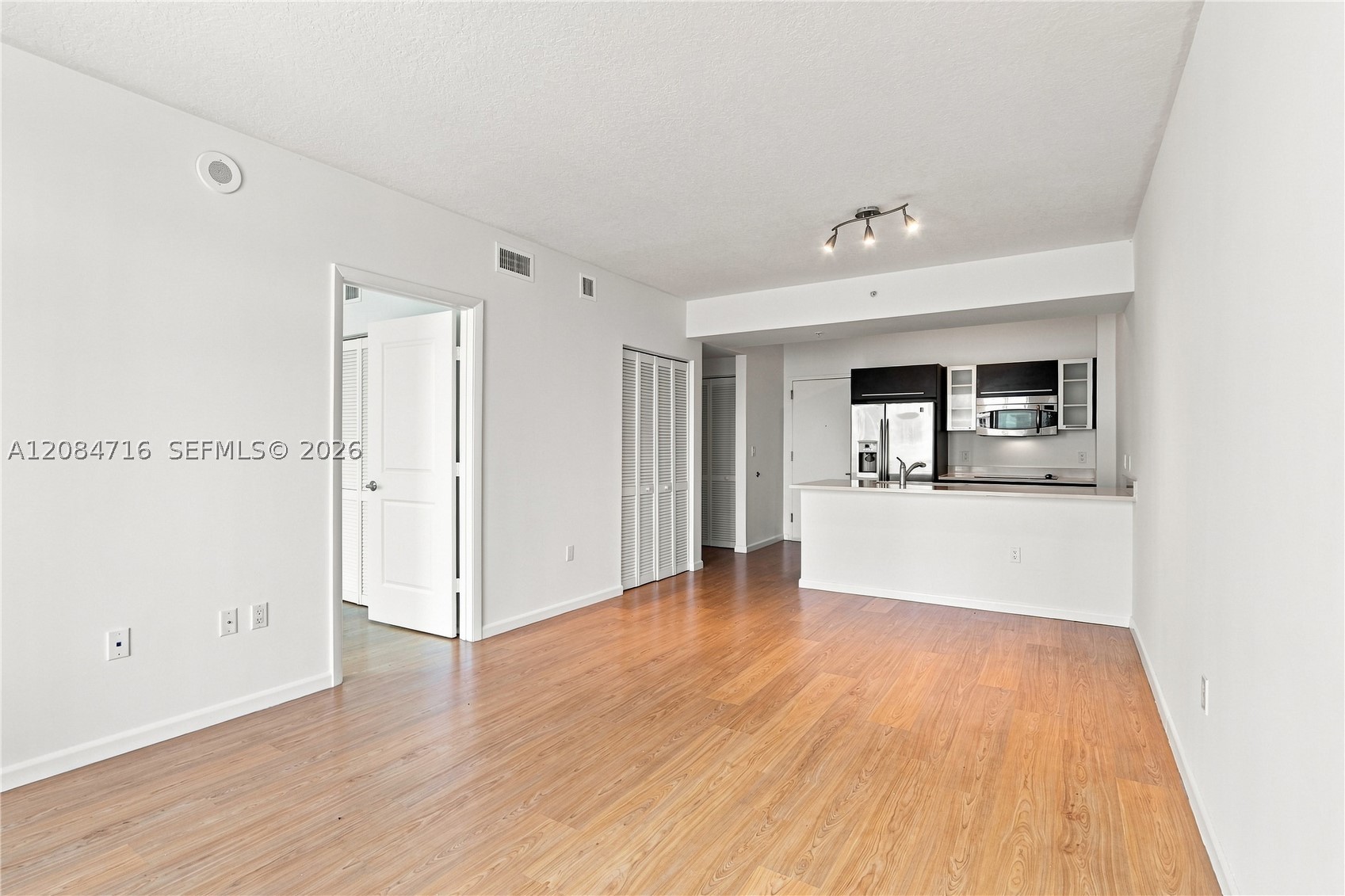 image Gallery Art Condos21