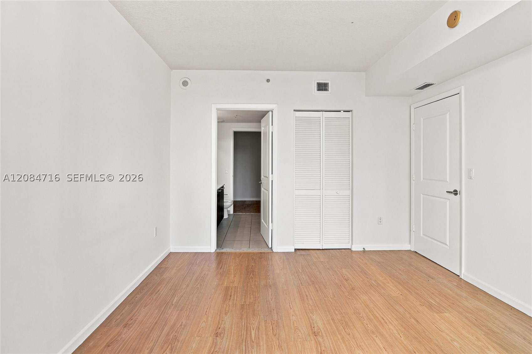 image Gallery Art Condos29