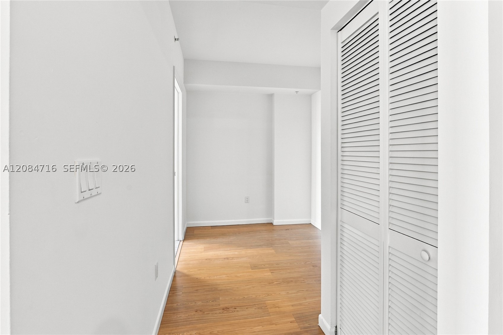 image Gallery Art Condos35